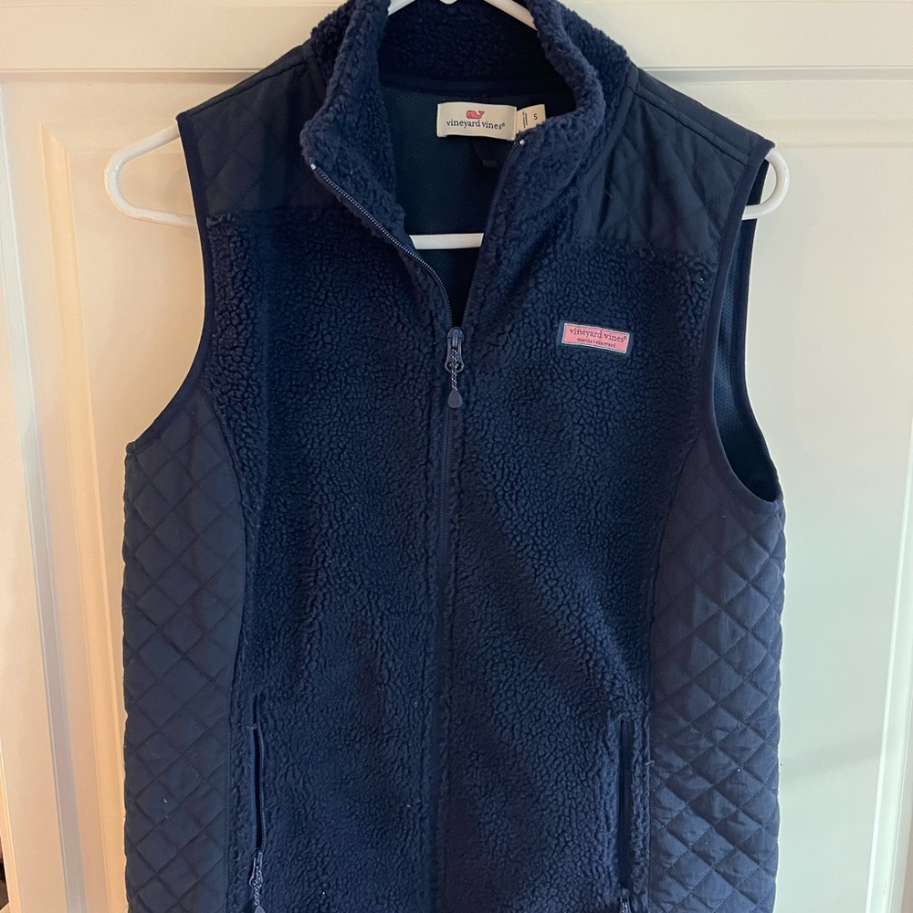 Vineyard Vines Navy Quilted Vest